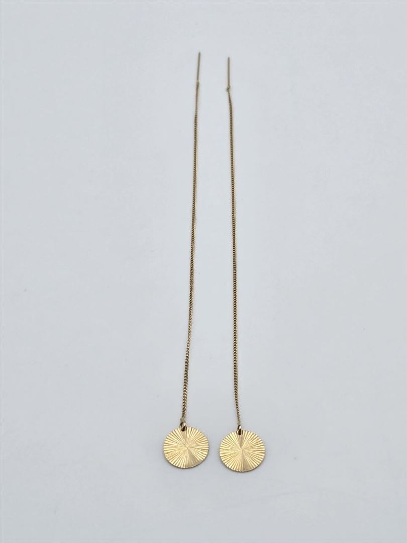 گوشواره بخیه ای