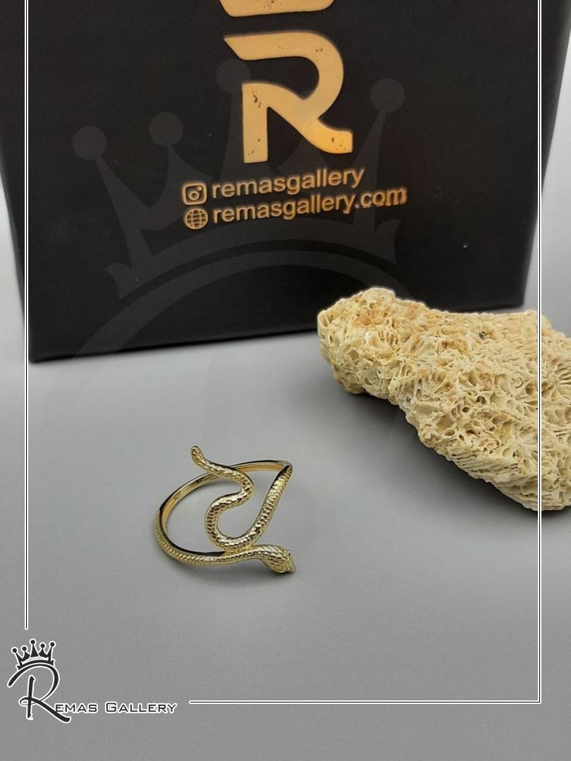 انگشتر ماری