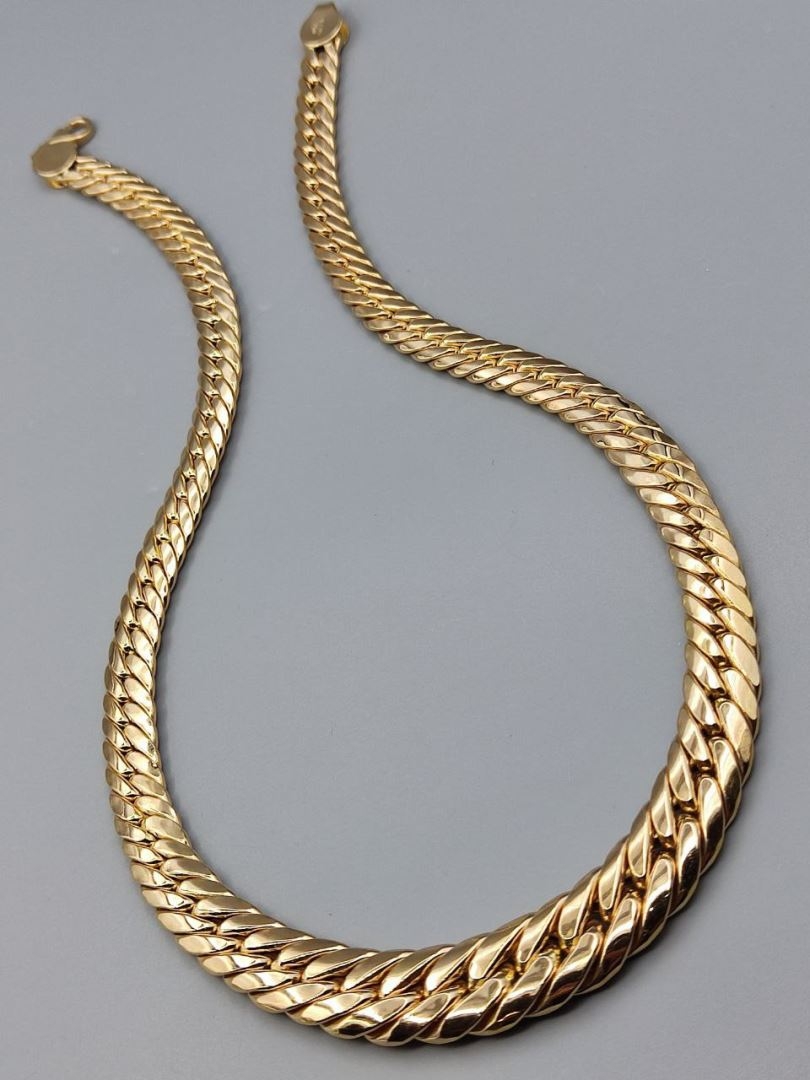 گردنبند حصیری