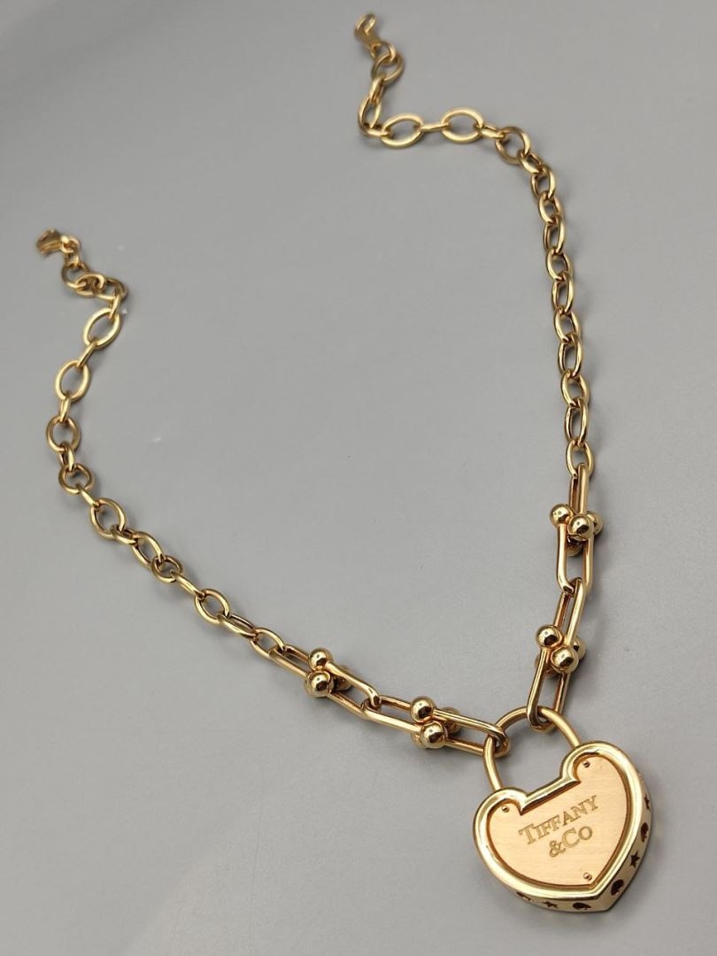 گردنبند تیفانی