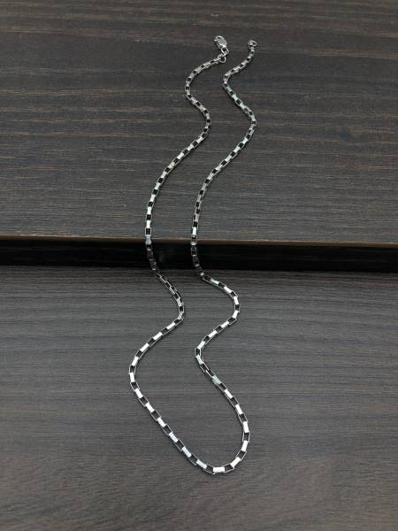 زنجیر دیپلمات سفید