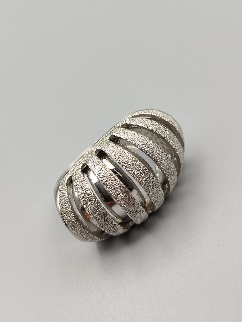 انگشتر شن پاش