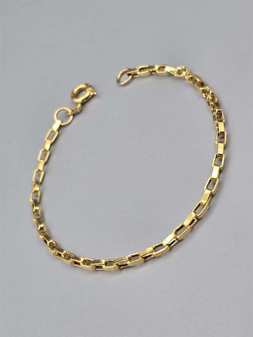 دستبند دیپلمات