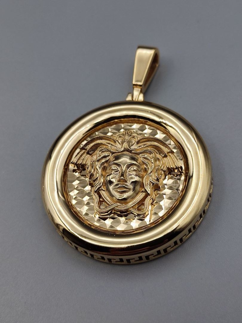 مدال ورساچه