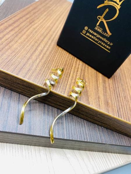 گوشواره تک پیچ