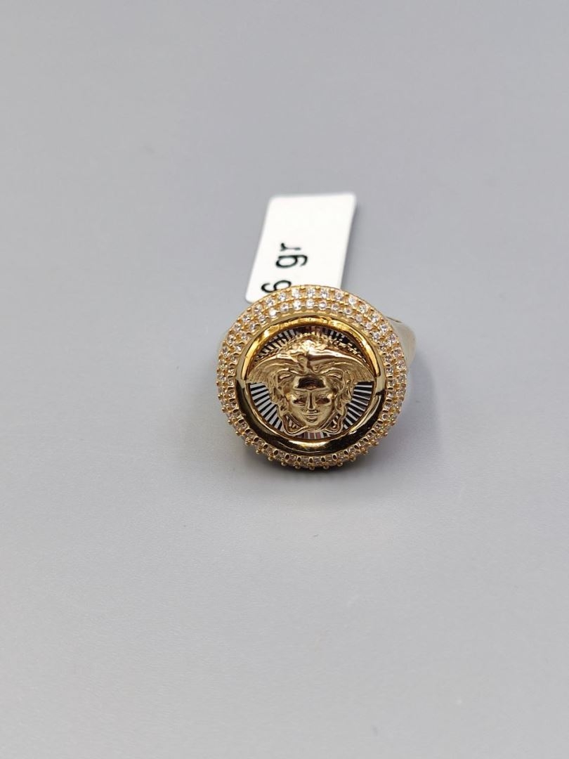 انگشتر ورساچه