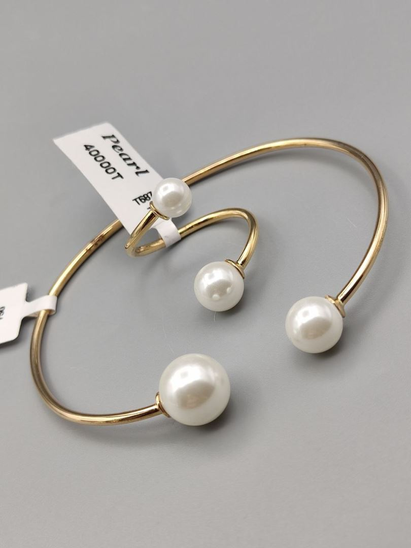 دستبند و انگشتر مروارید