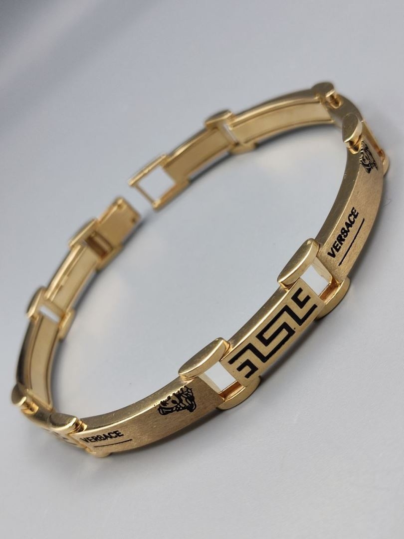 دستبند ورساچه