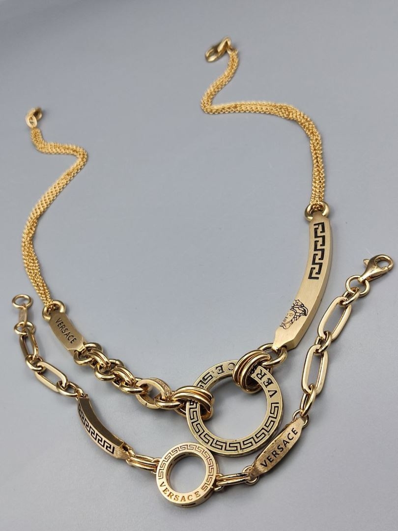 گردنبند و دستبند ورساچه