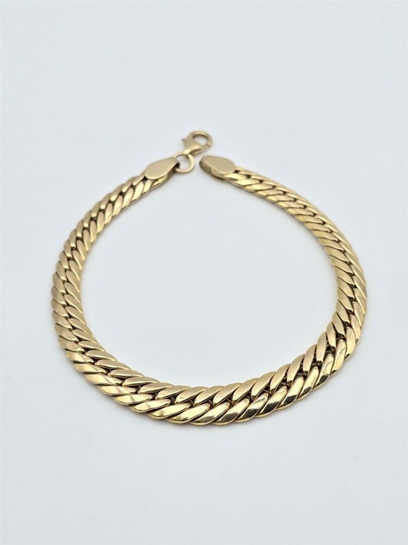 دستبند حصیری