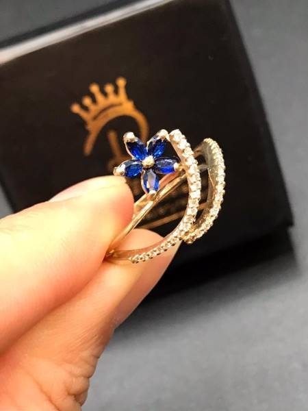 انگشتر جواهر یاقوت کبود