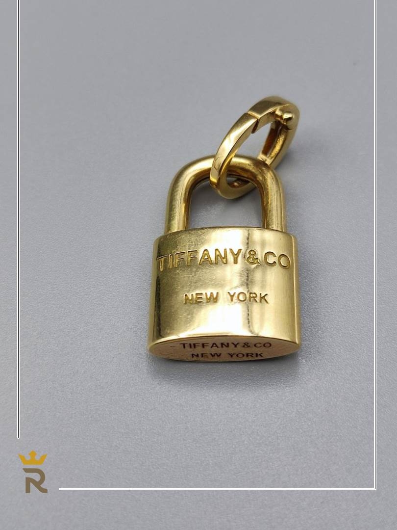 اویز قفل تیفانی