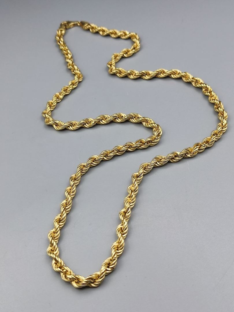 گردنبند طنابی