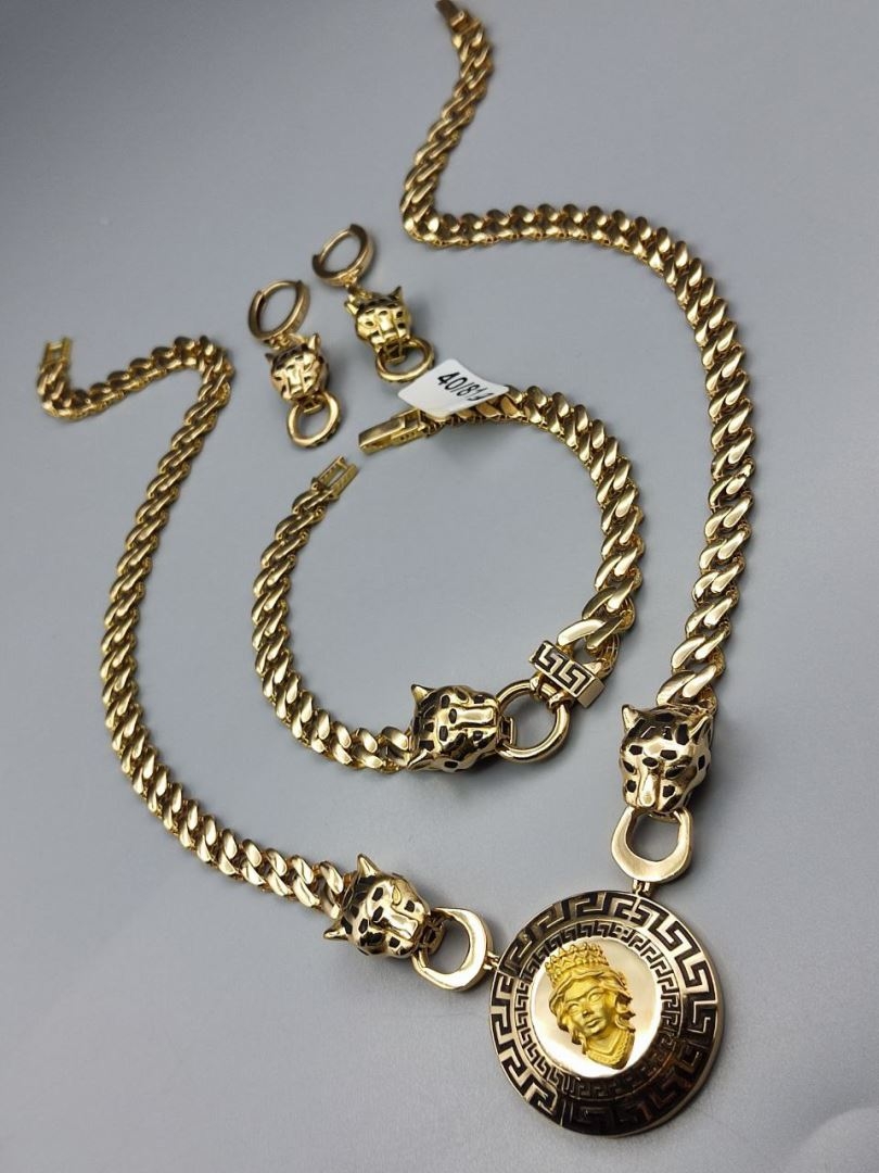 سرویس لوکس ورساچه