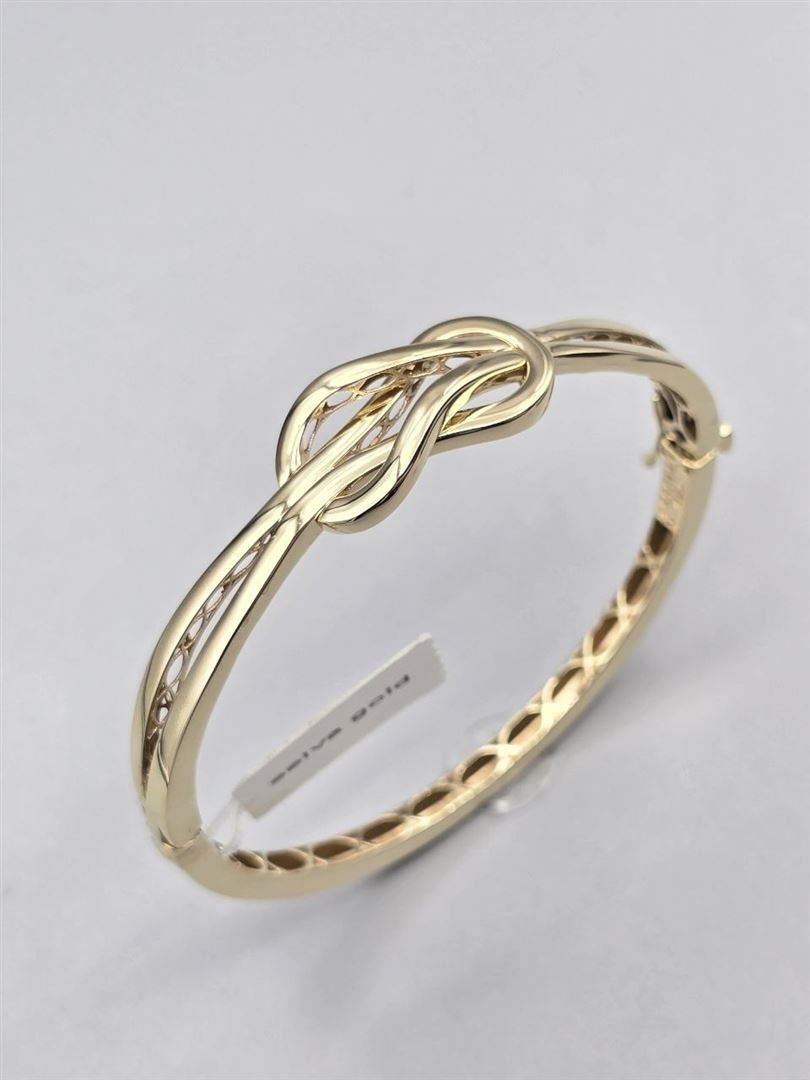 دستبند امگا