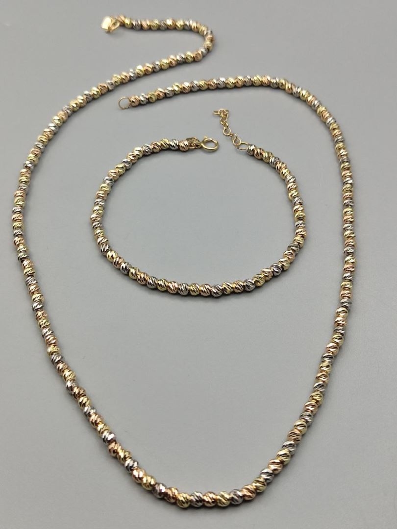 دستبند و گردنبند دوریکا