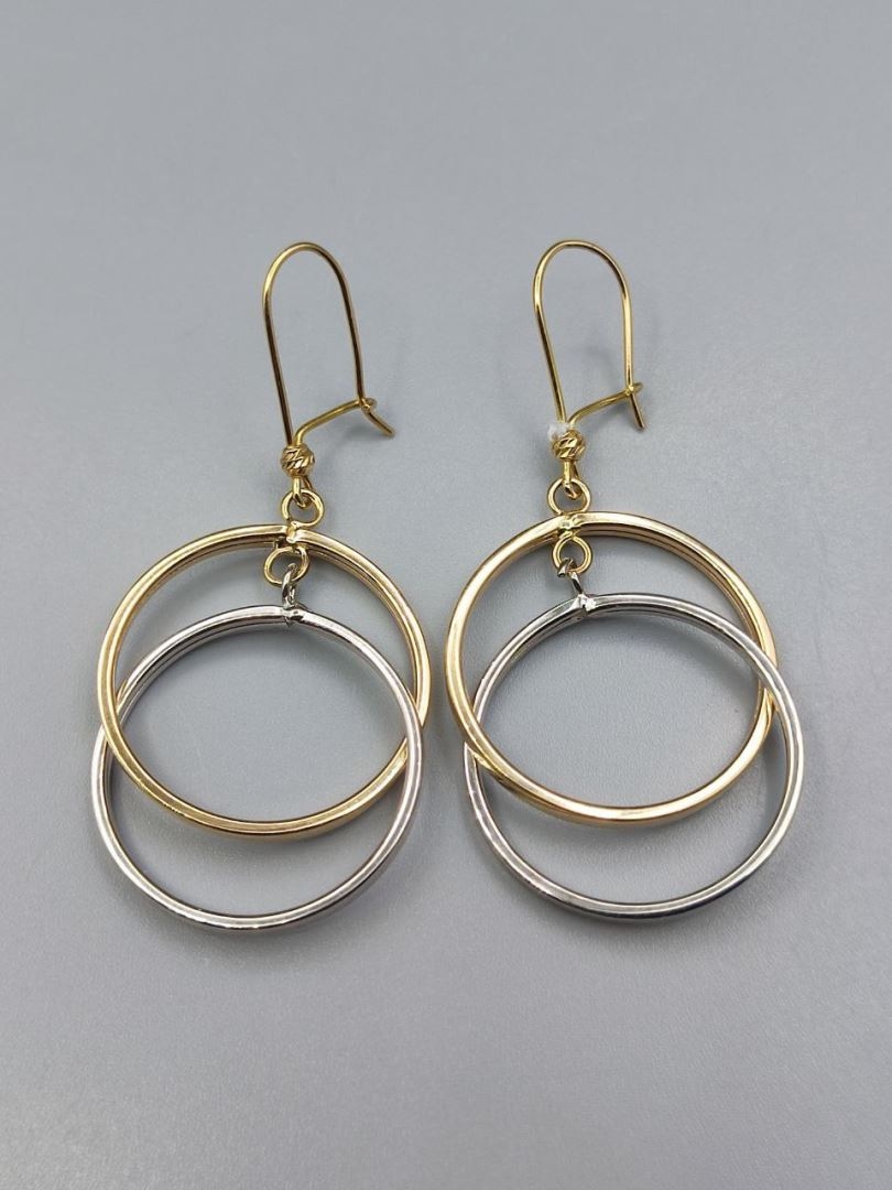 گوشواره اسپادانا