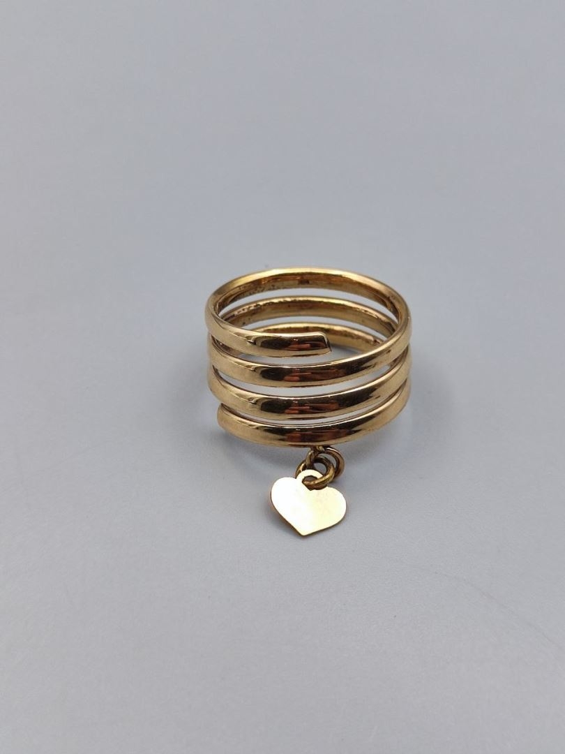 انگشتر ماری