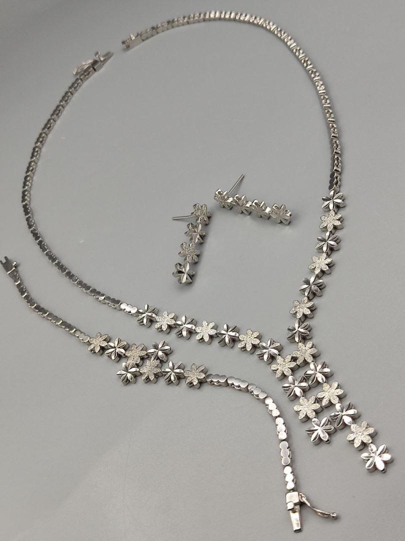 دستبند فلاور