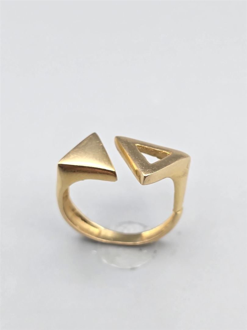 انگشتر هندسی