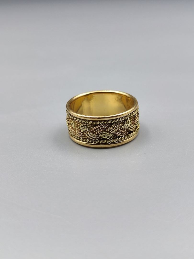 انگشتر گیسو