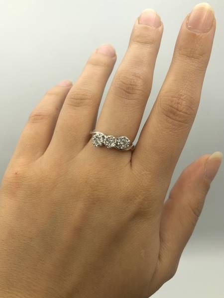 انگشتر فلاور