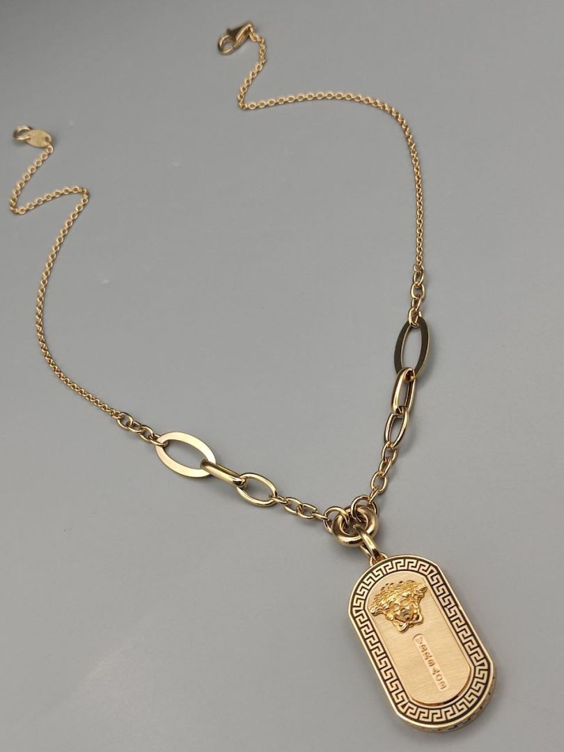 گردنبند ورساچه