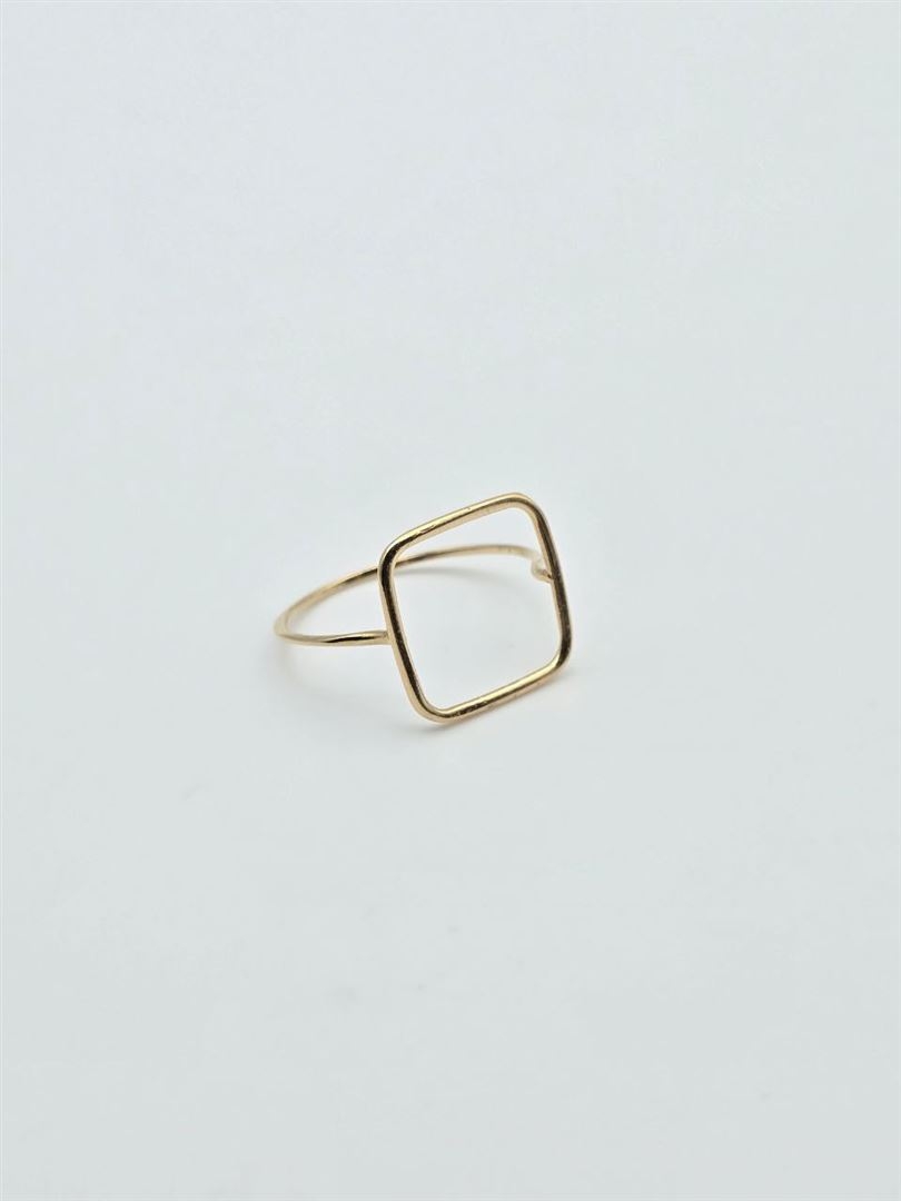 انگشتر مینیمال