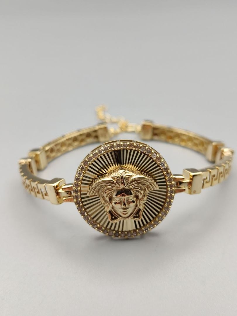 دستبند ورساچه