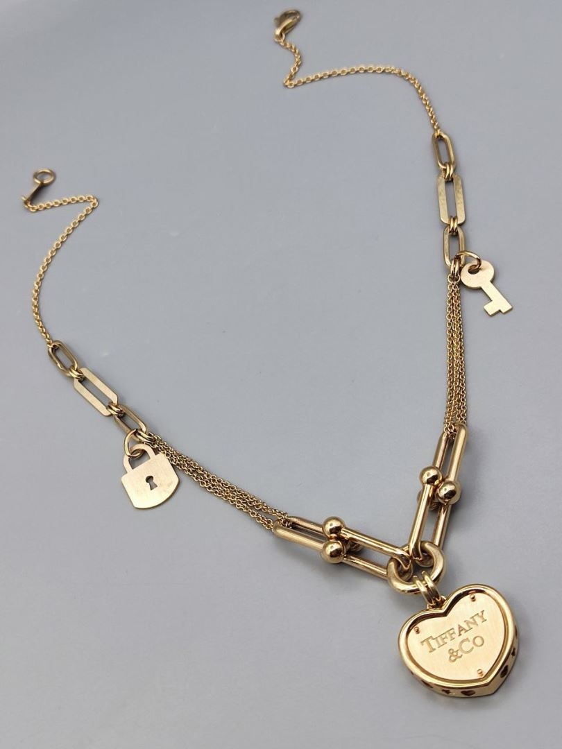 گردنبند تیفانی