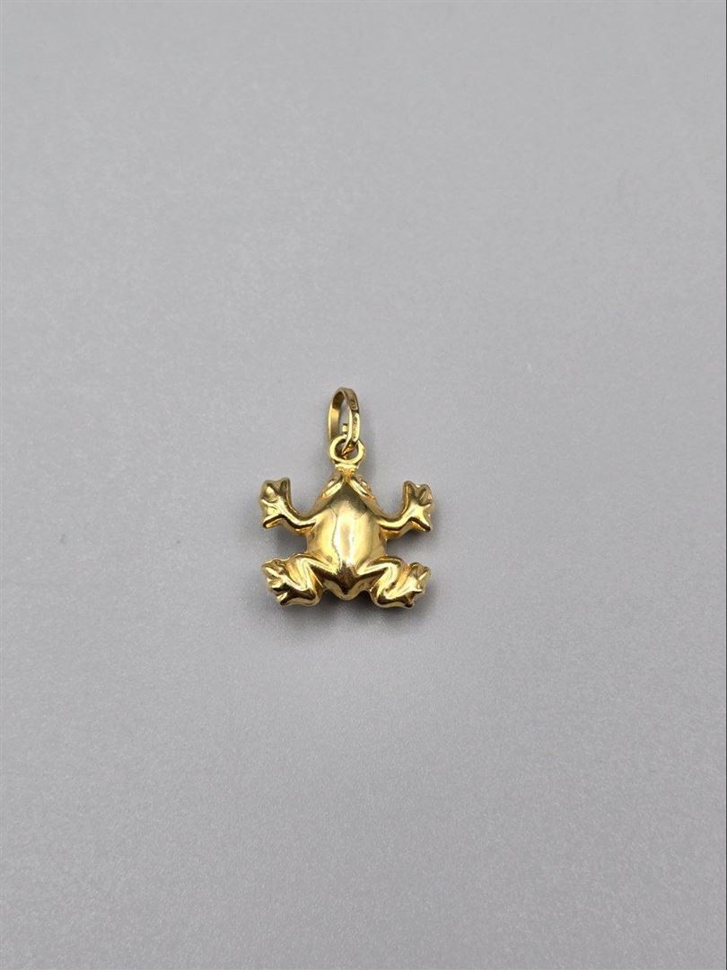 اویز دستبند