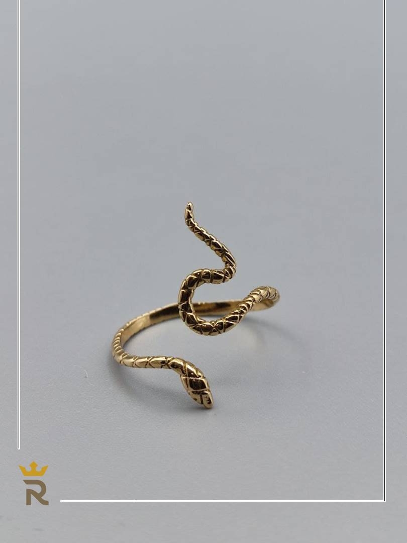 انگشتر ماری