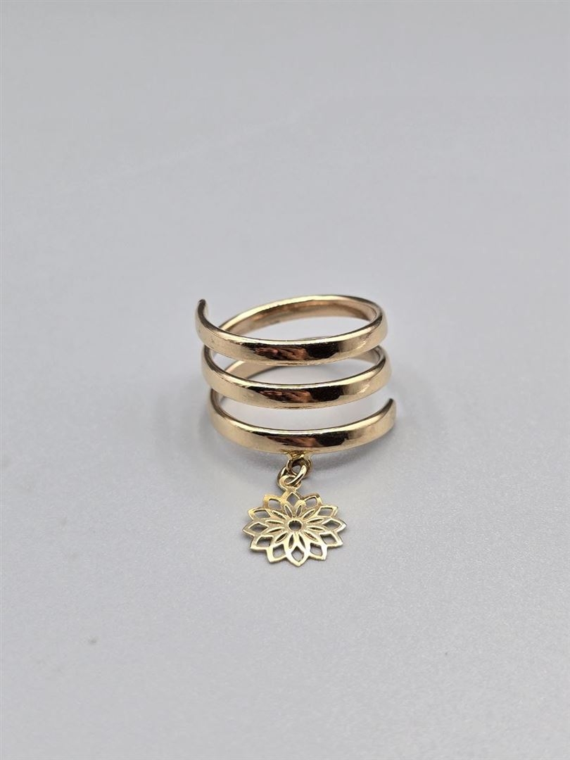 انگشتر ماری