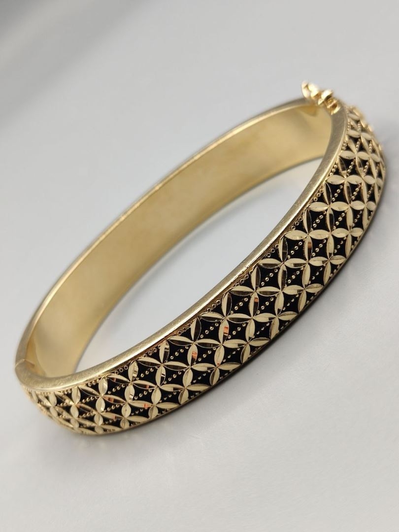 دستبند سیاه قلم