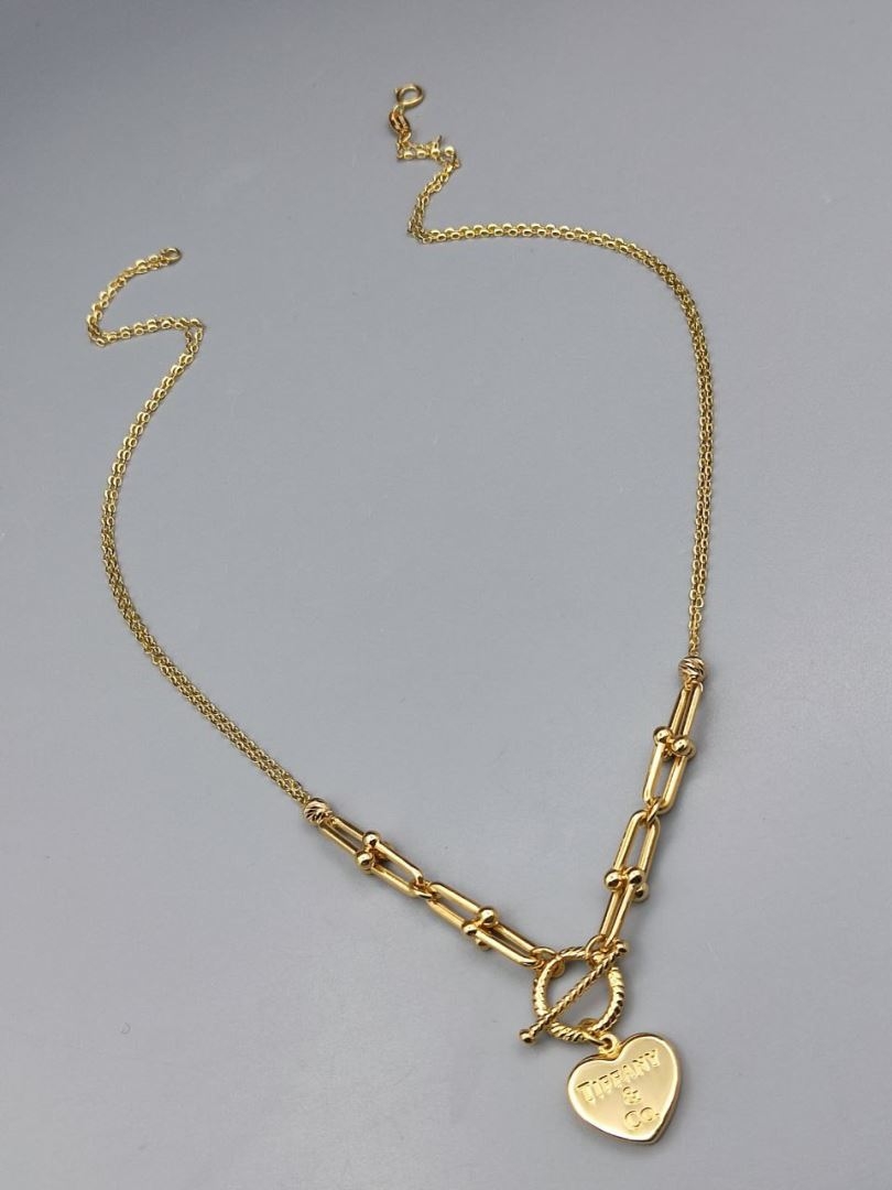 گردنبند تیفانی