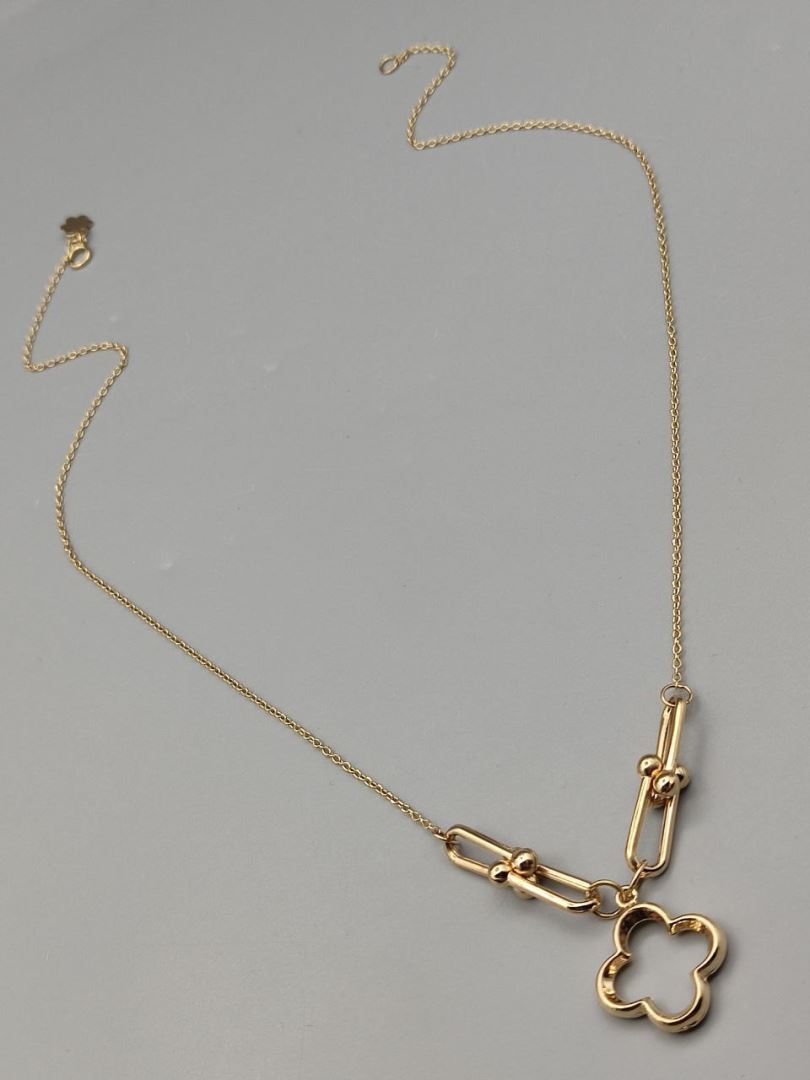 گردنبند ونکلیف