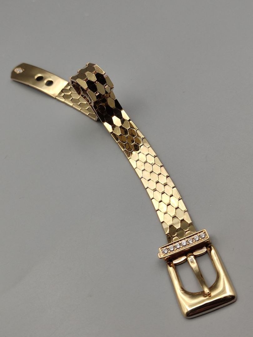 دستبند کمربندی