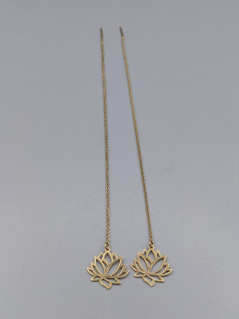 گوشواره بخیه