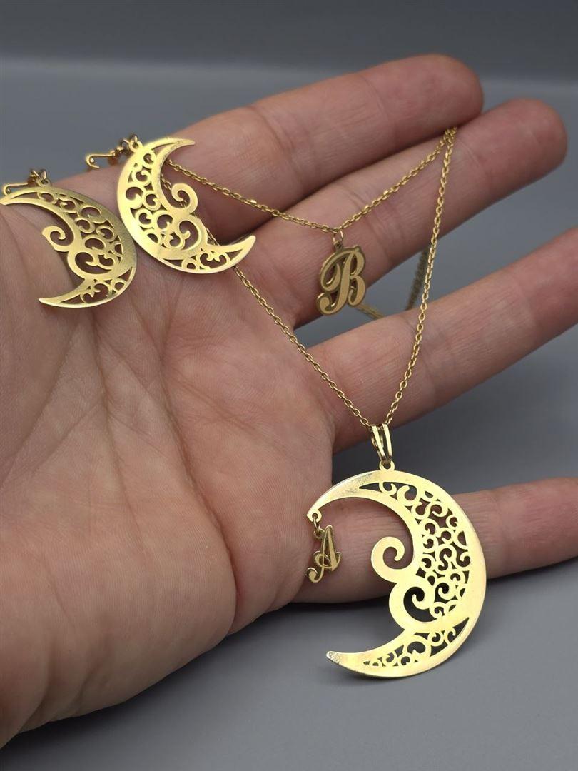 گردنبند و گوشواره شرقی
